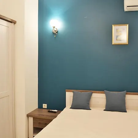 The Central Blue Appartement *